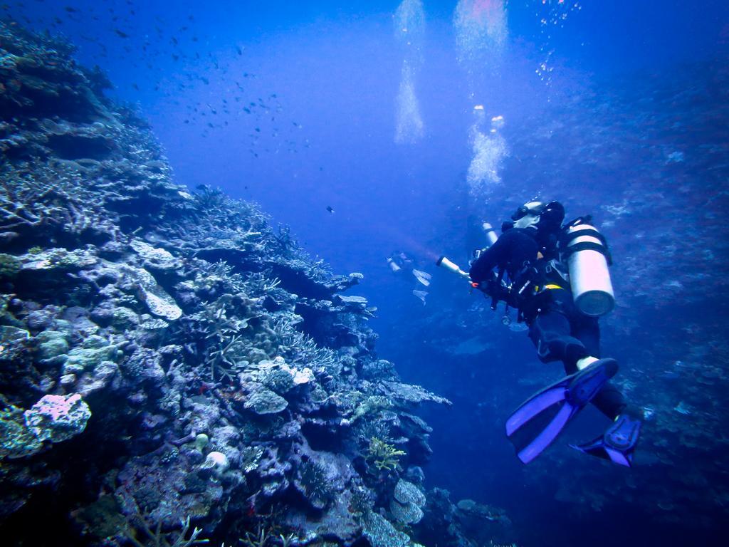Mai Dive' Astrolabe Reef Resort Naqara Exteriör bild