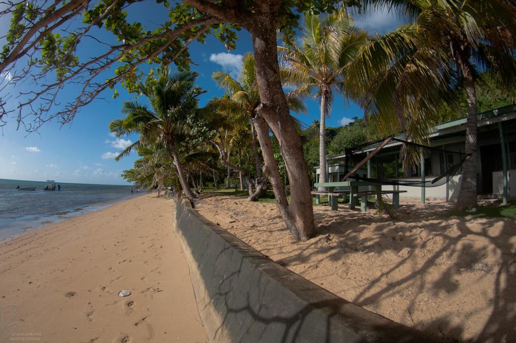 Mai Dive' Astrolabe Reef Resort Naqara Exteriör bild